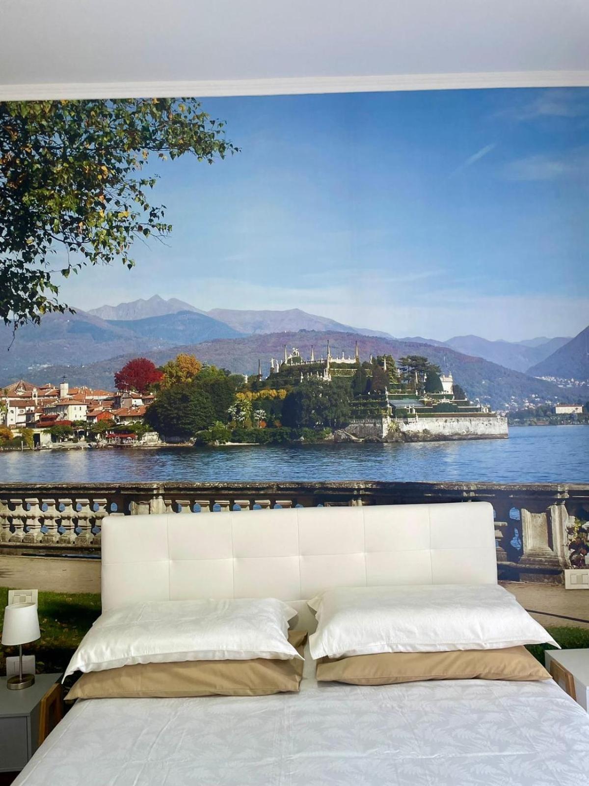 Family Vista Apartment Stresa